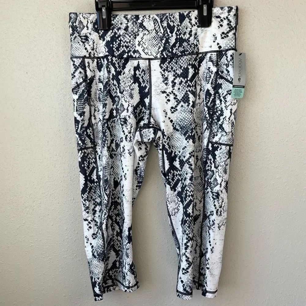 NWT Ideology Cropped Leggings Sizes S or XL